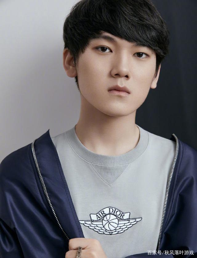 EDG赛前返图：赛前聚餐